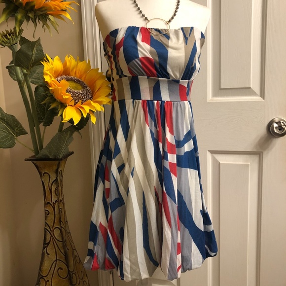 American Rag Dresses & Skirts - American Rag size small strapless bubble dress